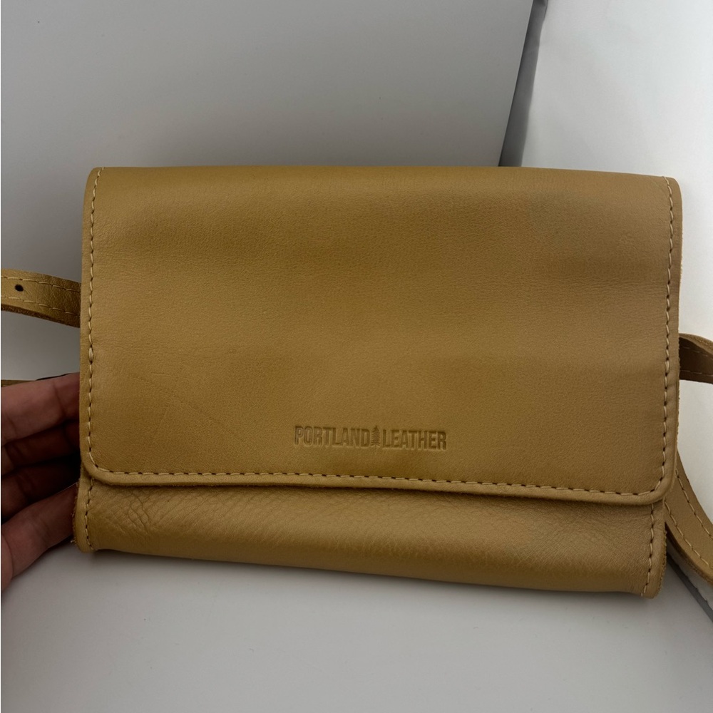 Portland Leather Tan Basic Belt Bag Crossbody Bag Convertible - NWOT
